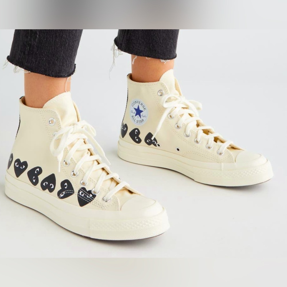Comme des Garçons PLAY+Converse Chuck Taylor Gender Inclusive Sneaker Beige W6